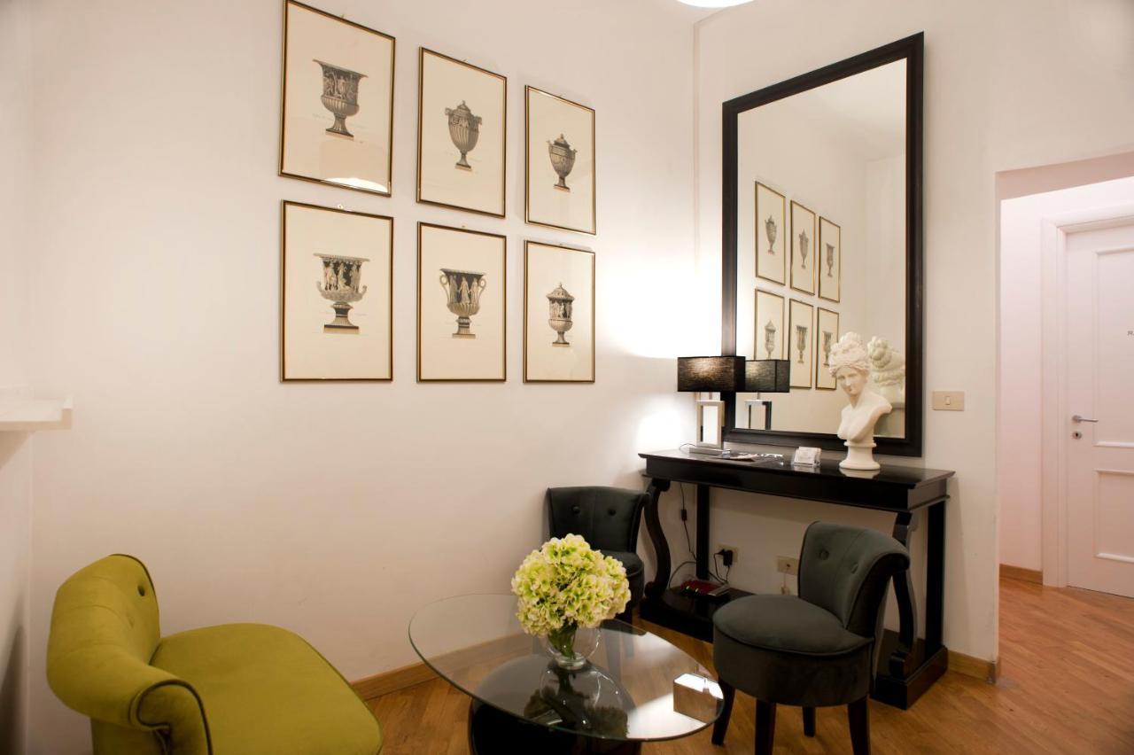 Banchi Vecchi Stay Rooms — Photos 2